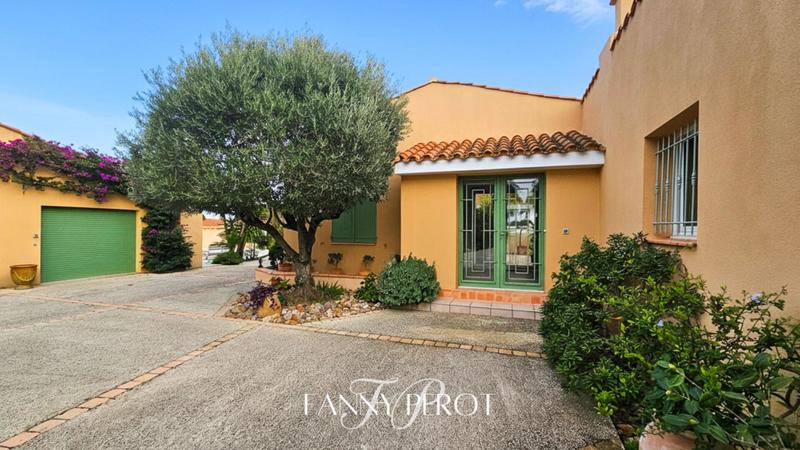 Maison - 220 m² - 6 pièces