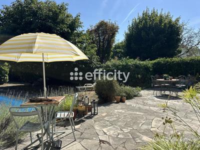 Maison en pierre - 147 m² - 6 pièces