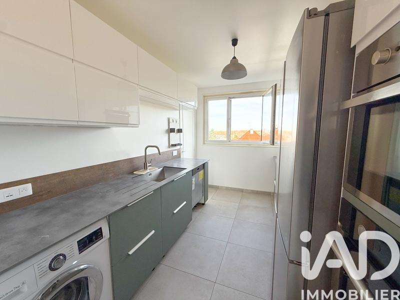 Appartement - 83 m² - 5 pièces