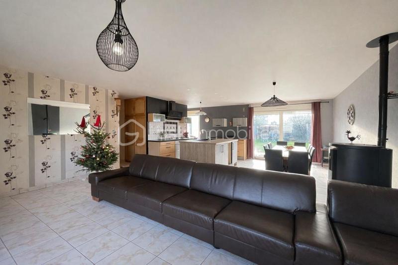 Pavillon - 150 m² - 8 pièces