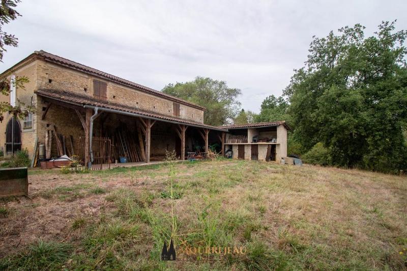 Propriété - 550 m² - 19 pièces