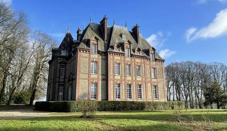 Manoir - 730 m² - 20 pièces