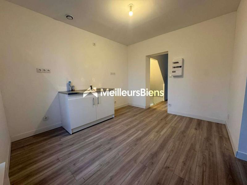 Immeuble - 147 m² - 7 pièces