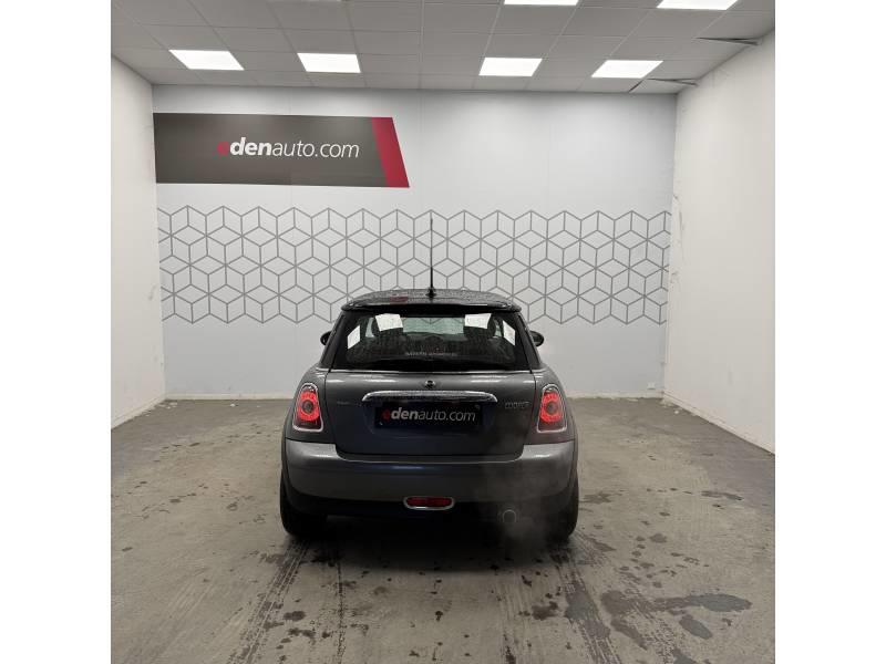 Mini Mini Hatch 1.6i - 120 Cooper Pack Chili