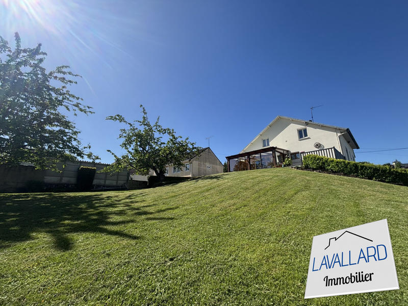 Maison - 176 m² - 7 pièces