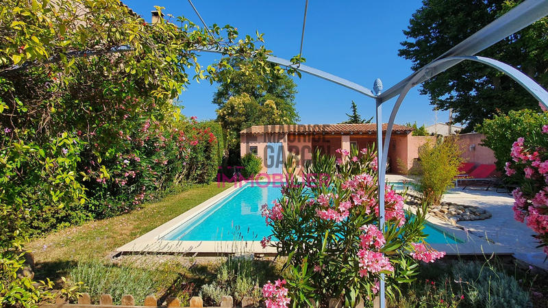 Maison - 162 m² - 8 pièces