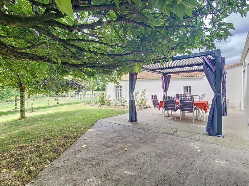 Maison - 139 m² - 7 pièces