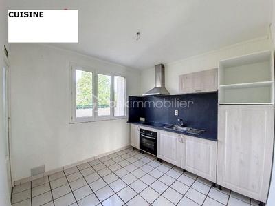Appartement - 67 m² - 4 pièces