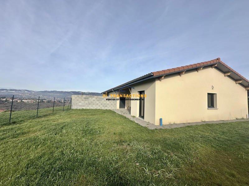 Maison - 74 m² - 4 pièces