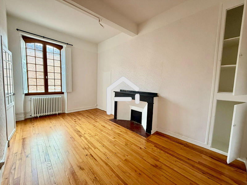 Appartement - 99 m² - 4 pièces