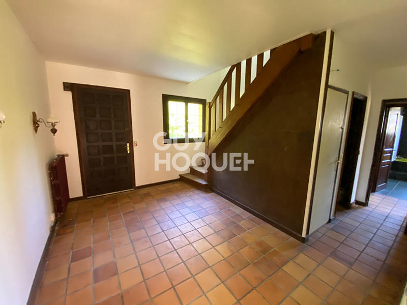 Maison - 193 m² - 9 pièces