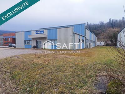 Local commercial - 723 m² - 8 pièces