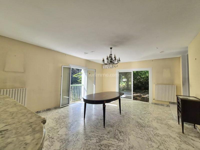 Maison - 200 m² - 7 pièces