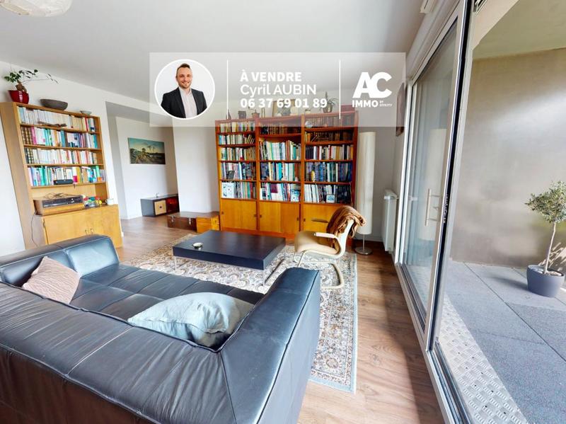 Appartement - 91 m² - 4 pièces