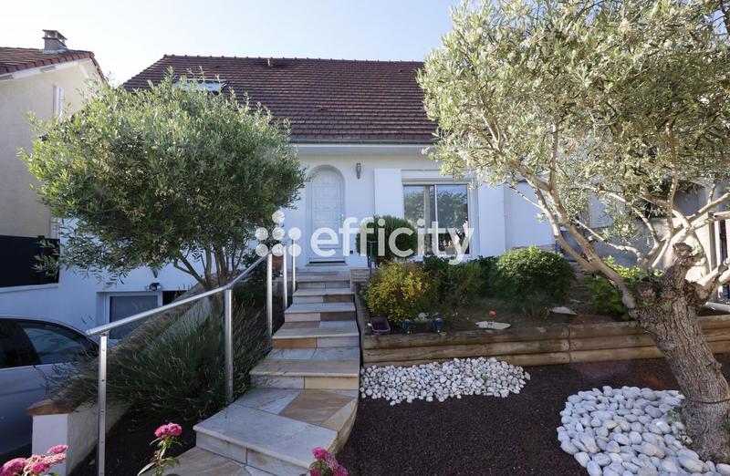 Maison - 195 m² - 5 pièces