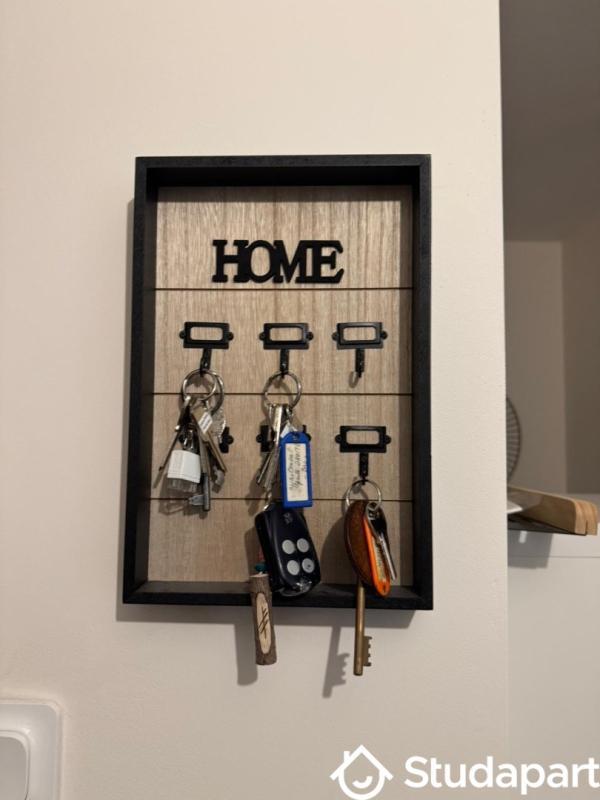 Chambre - 9 m² - 1 pièce