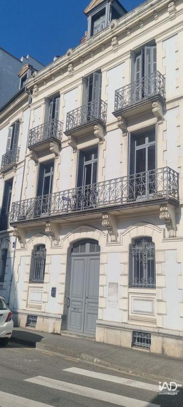 Local commercial - 338 m²