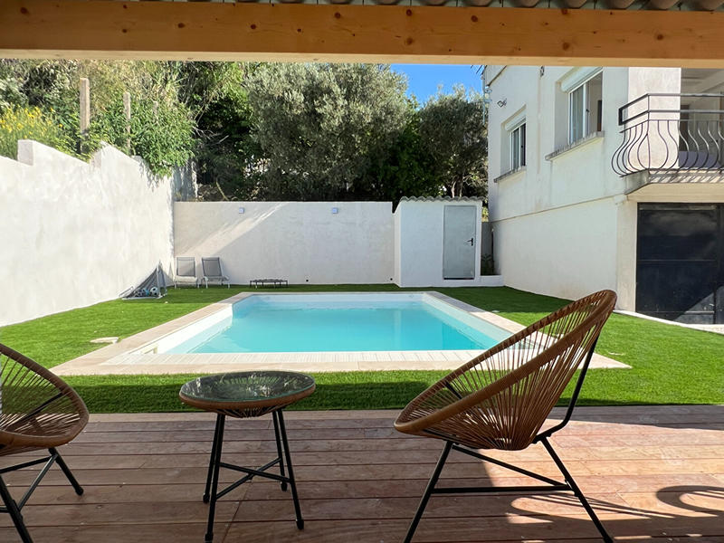 Maison - 90 m² - 4 pièces