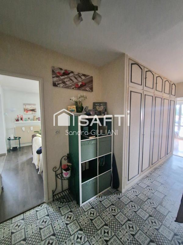 Appartement - 80 m² - 4 pièces