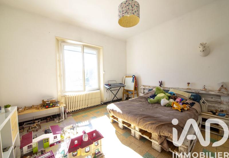 Maison - 137 m² - 5 pièces