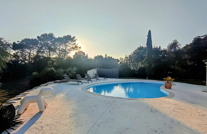 Maison - 183 m² - 6 pièces