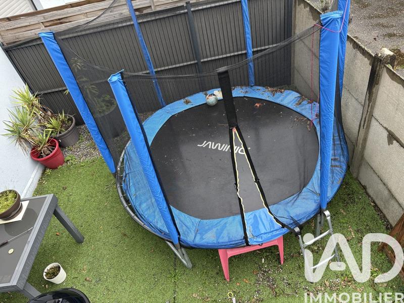 Maison - 84 m² - 3 pièces