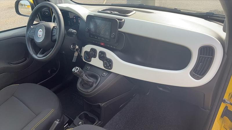 Fiat Panda 1.0 70 Hybride Bsg Pandina Cross - Première main Garantie constructeur