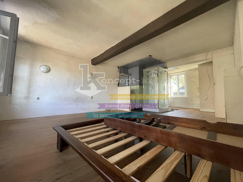 Maison en pierre - 78 m² - 4 pièces