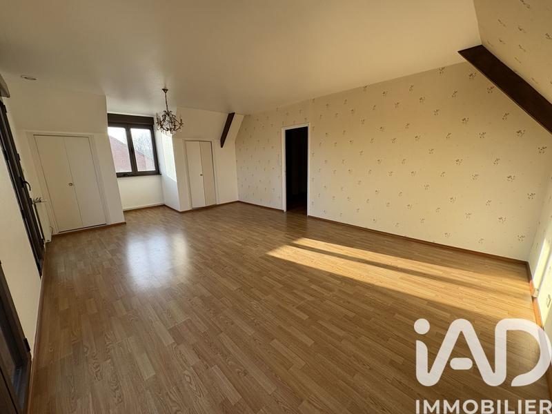 Maison - 181 m² - 5 pièces