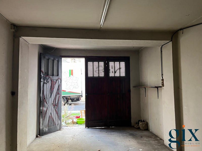 Parking / Garage - 15 m²