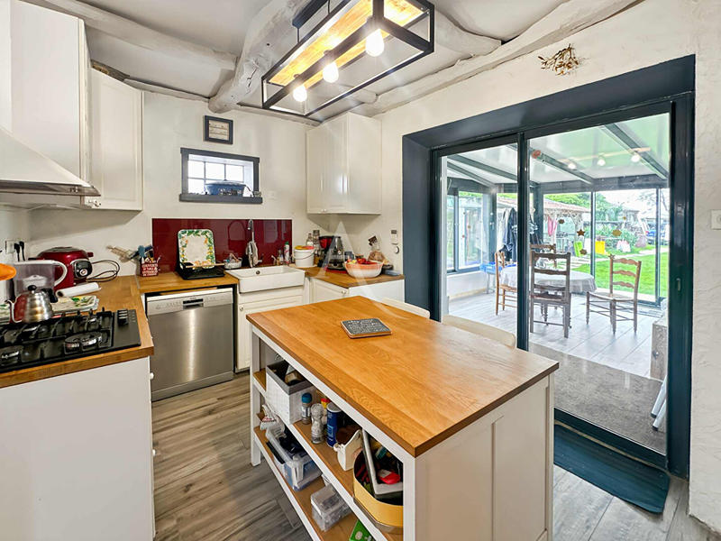 Maison - 161 m² - 8 pièces