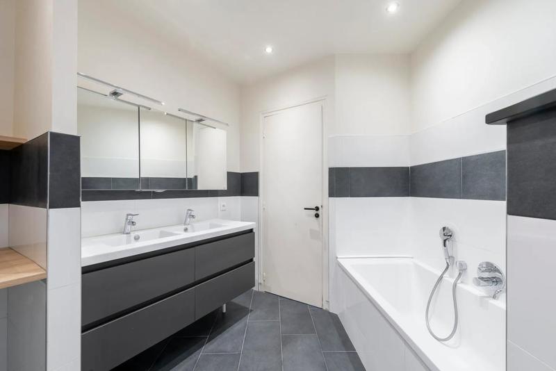 Appartement - 129 m² - 5 pièces