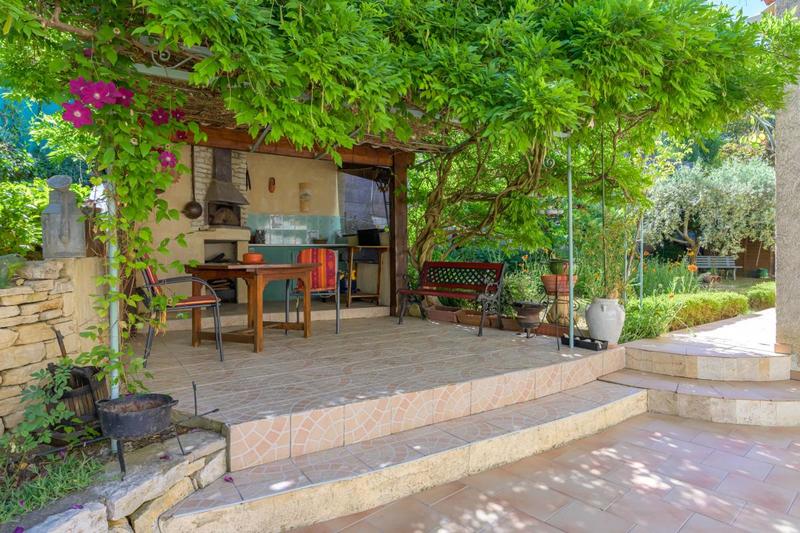 Maison - 150 m² - 4 pièces