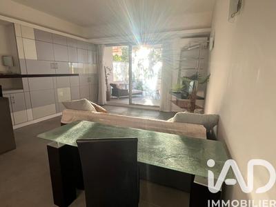 Studio - 38 m² - 1 pièce