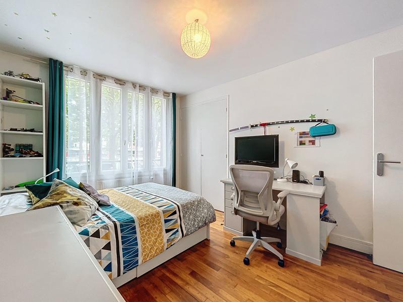 Appartement - 80 m² - 4 pièces