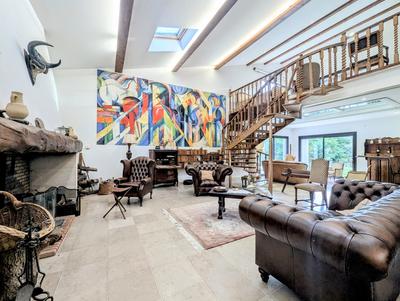 Villa - 289 m² - 7 pièces