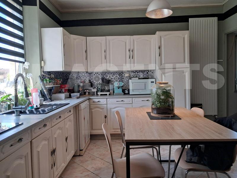 Maison - 110 m² - 7 pièces