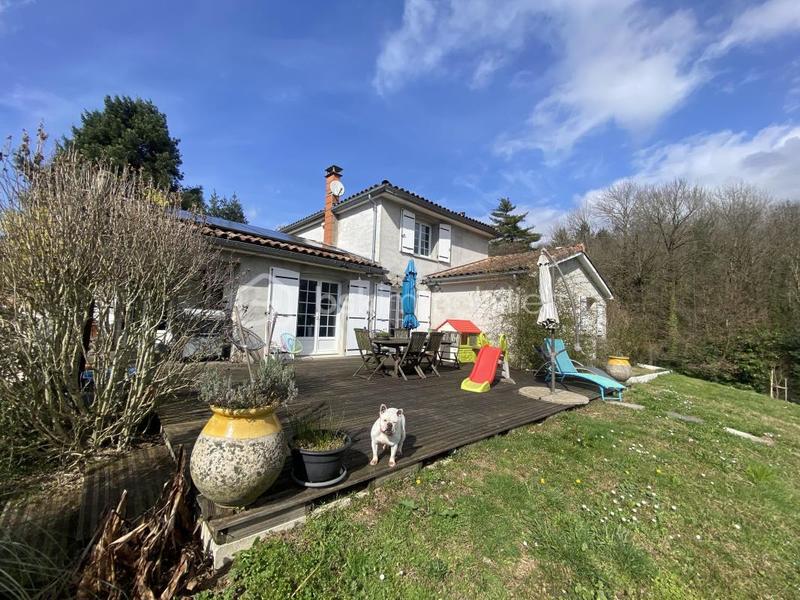 Maison - 172 m² - 7 pièces