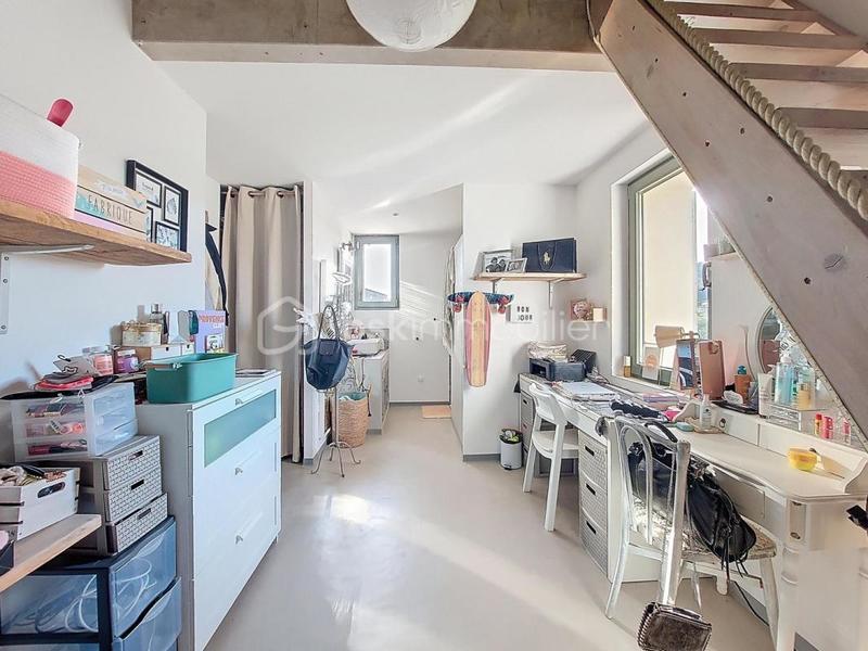 Maison - 254 m² - 8 pièces