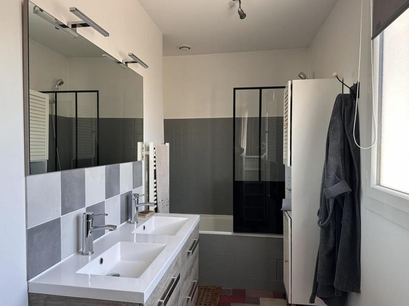 Maison - 143 m² - 6 pièces