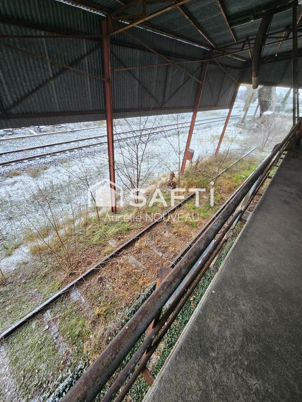 Local commercial - 2 000 m² - 3 pièces