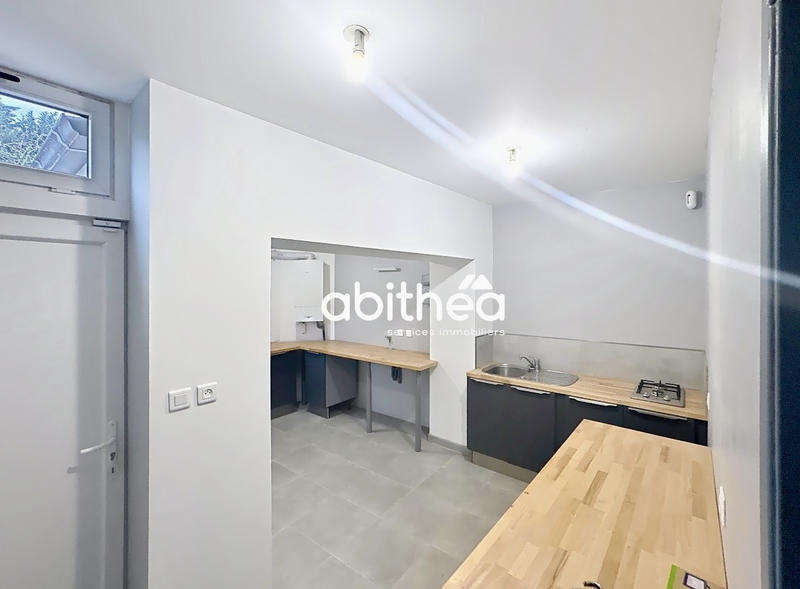 Maison - 184 m² - 7 pièces