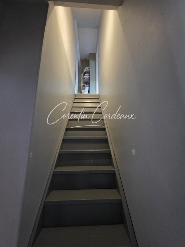 Maison - 96 m² - 6 pièces