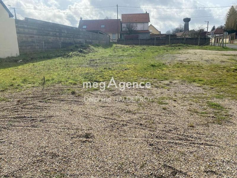 Terrain constructible - 600 m²