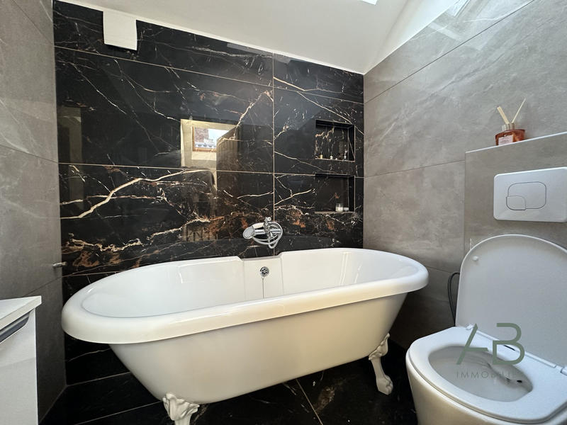 Maison - 130 m² - 6 pièces