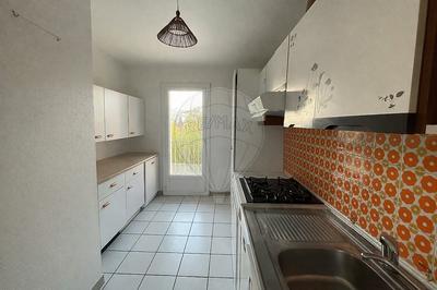 Appartement - 70 m² - 4 pièces