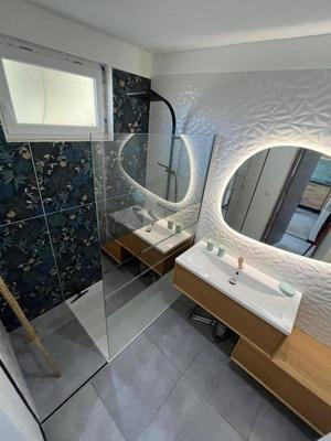 Maison de ville - 80 m² - 5 pièces