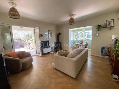 Maison - 101 m² - 4 pièces