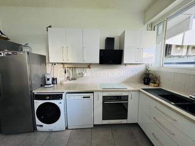 Appartement - 94 m² - 5 pièces