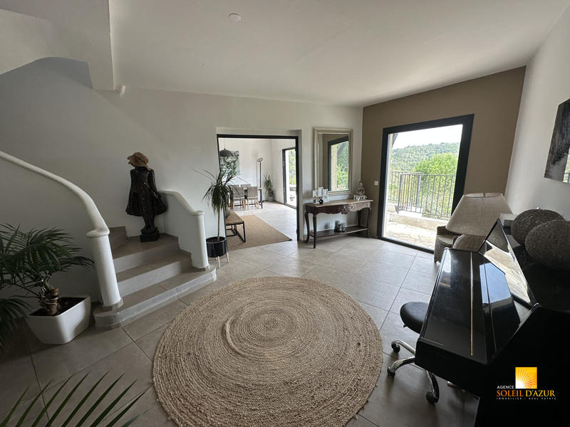 Maison - 160 m² - 6 pièces